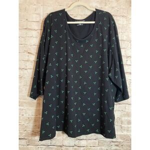 Catherines Suprema Collection Top Womens 5X Black Christmas Hoilday Holly Print